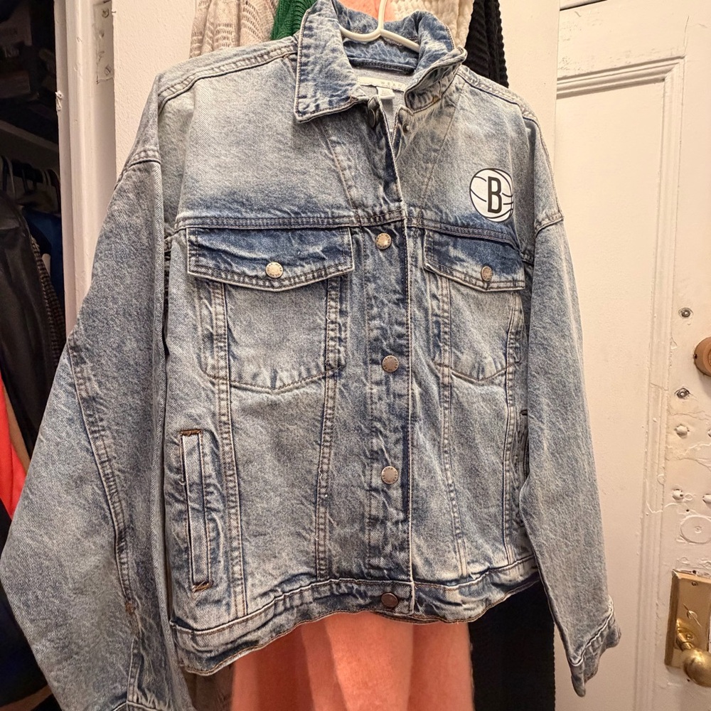 Wear by EA Denim Jacket — Brooklyn Nets (XL)